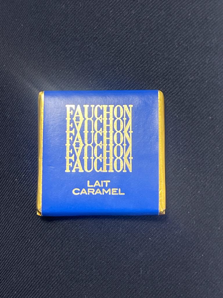 CHOCOLATE SQUARE MILK ECUADO