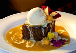 Sticky date pudding